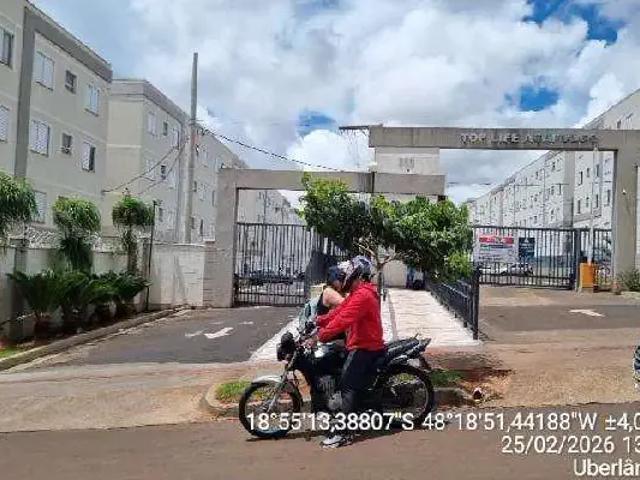 Apartamento venda em Região Geográfica Imediata de Uberlândia, Oliveira Fortes