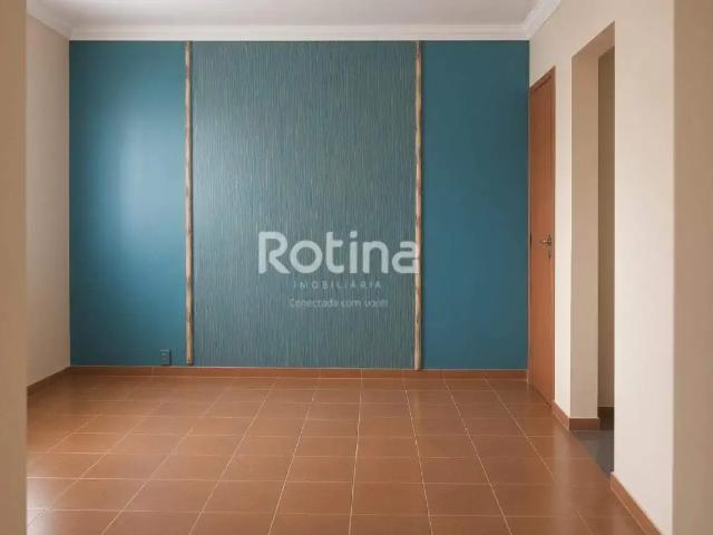 Apartamento venda em Região Geográfica Imediata de Uberlândia, Oliveira Fortes