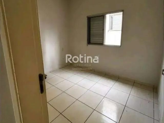 Apartamento venda em Região Geográfica Imediata de Uberlândia, Oliveira Fortes
