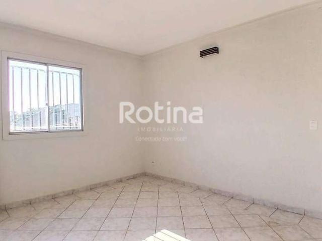Apartamento venda em Região Geográfica Imediata de Uberlândia, Oliveira Fortes