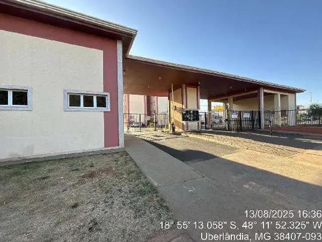 Apartamento venda em Região Geográfica Imediata de Uberlândia, Oliveira Fortes