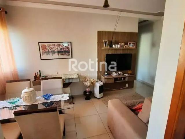 Apartamento venda em Região Geográfica Imediata de Uberlândia, Oliveira Fortes