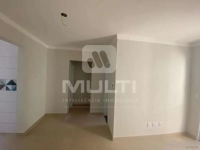 Apartamento venda em Região Geográfica Imediata de Uberlândia, Oliveira Fortes
