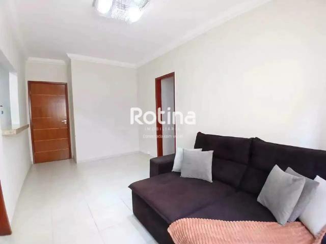 Apartamento venda em Dona Zulmira, Uberlândia