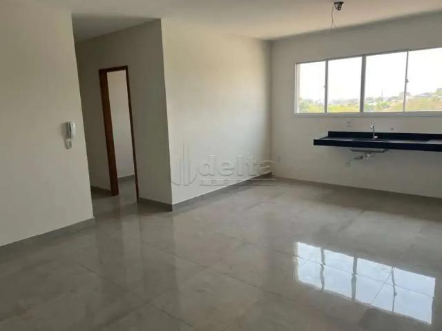 Apartamento venda em Dona Zulmira, Uberlândia