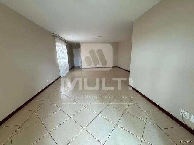 Apartamento venda em Região Geográfica Imediata de Uberlândia, Oliveira Fortes