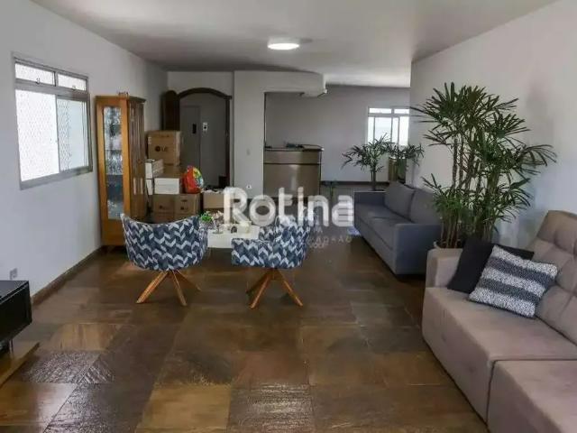 Apartamento venda em Região Geográfica Imediata de Uberlândia, Oliveira Fortes