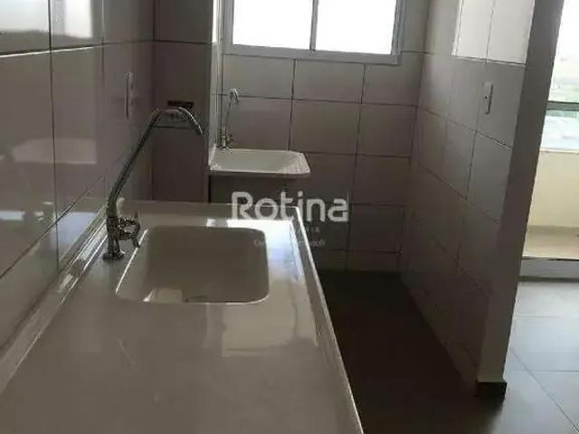 Apartamento venda em Região Geográfica Imediata de Uberlândia, Oliveira Fortes
