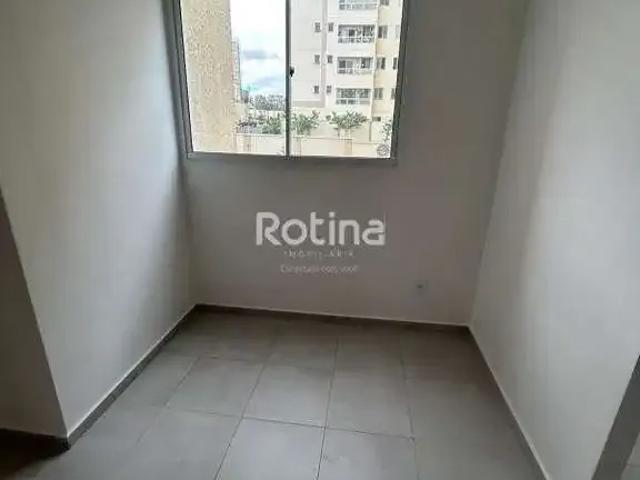 Apartamento venda em Região Geográfica Imediata de Uberlândia, Oliveira Fortes