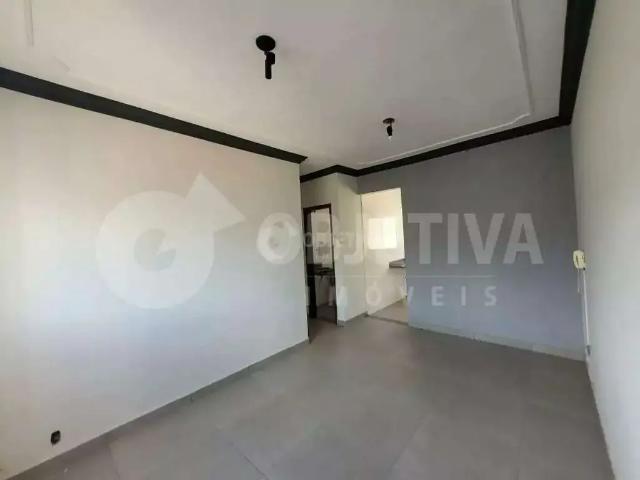 Apartamento venda em Região Geográfica Imediata de Uberlândia, Oliveira Fortes