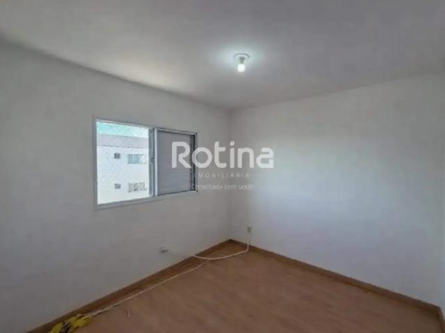 Apartamento venda em Região Geográfica Imediata de Uberlândia, Oliveira Fortes
