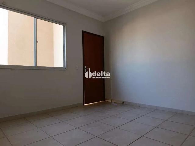 Apartamento venda em Jardim Holanda, Uberlândia
