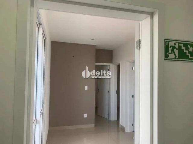 Apartamento venda em Jardim das Palmeiras, Uberlândia