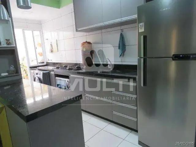Apartamento venda em Região Geográfica Imediata de Uberlândia, Oliveira Fortes