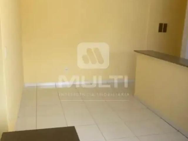 Apartamento venda em Região Geográfica Imediata de Uberlândia, Oliveira Fortes