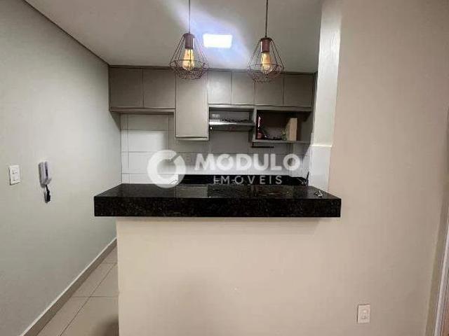 Apartamento venda em Cond. Res. Jardim Holanda III, Uberlândia