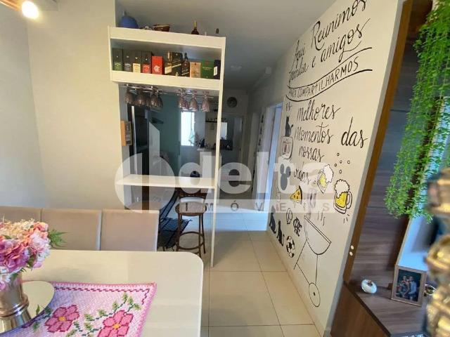 Apartamento venda em Cond. Res. Jardim Holanda III, Uberlândia