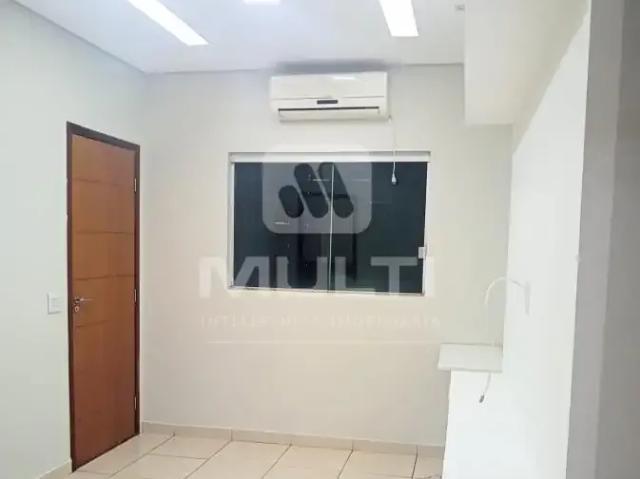 Apartamento venda em Região Geográfica Imediata de Uberlândia, Oliveira Fortes