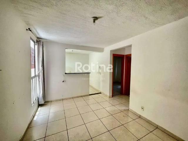 Apartamento venda em Região Geográfica Imediata de Uberlândia, Oliveira Fortes
