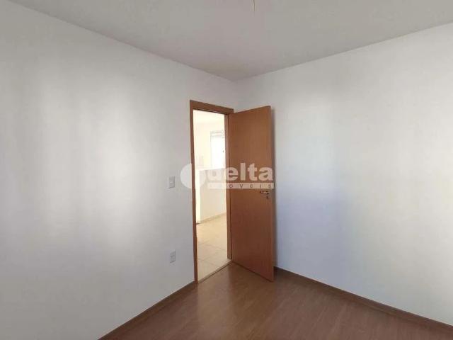 Apartamento venda em Cond. Res. Jardim Holanda III, Uberlândia