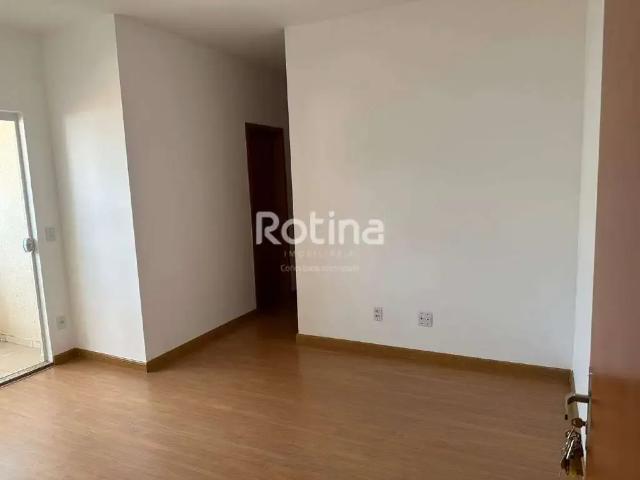 Apartamento venda em Região Geográfica Imediata de Uberlândia, Oliveira Fortes