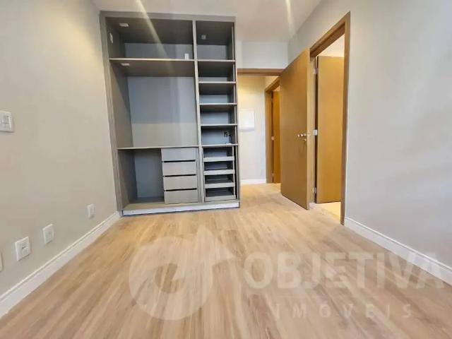 Apartamento venda em Região Geográfica Imediata de Uberlândia, Oliveira Fortes