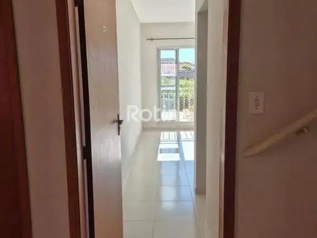 Apartamento venda em Região Geográfica Imediata de Uberlândia, Oliveira Fortes