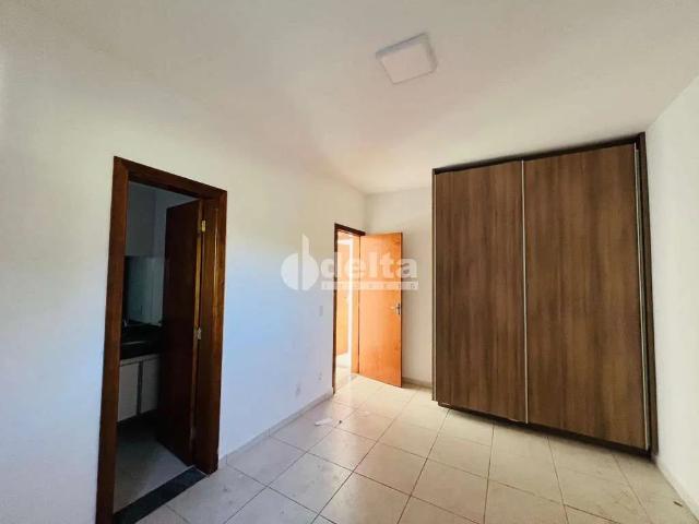 Apartamento venda em Jardim Patrícia, Uberlândia