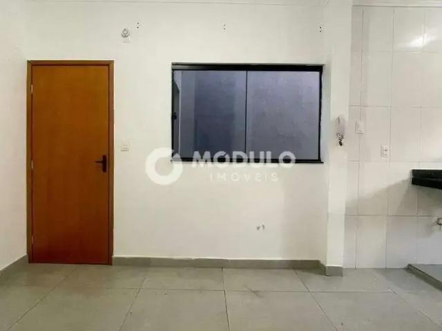 Apartamento venda em Região Geográfica Imediata de Uberlândia, Oliveira Fortes