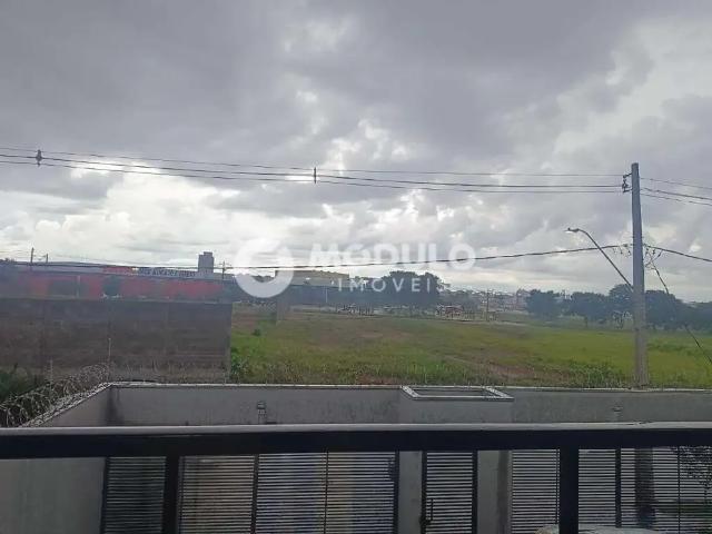 Apartamento venda em Região Geográfica Imediata de Uberlândia, Oliveira Fortes