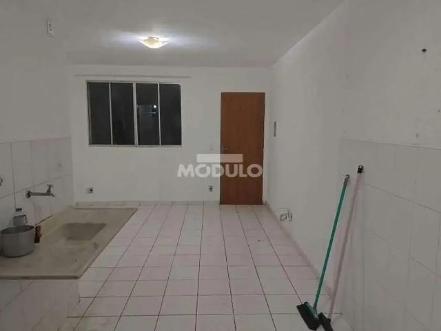 Apartamento venda em Região Geográfica Imediata de Uberlândia, Oliveira Fortes
