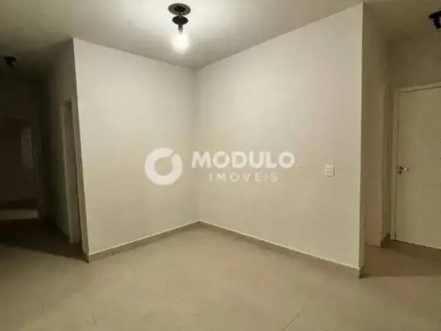 Apartamento venda em Região Geográfica Imediata de Uberlândia, Oliveira Fortes