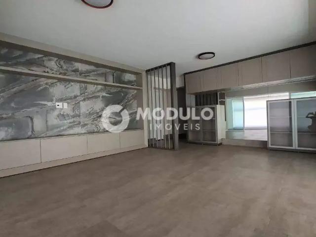 Apartamento venda em Região Geográfica Imediata de Uberlândia, Oliveira Fortes