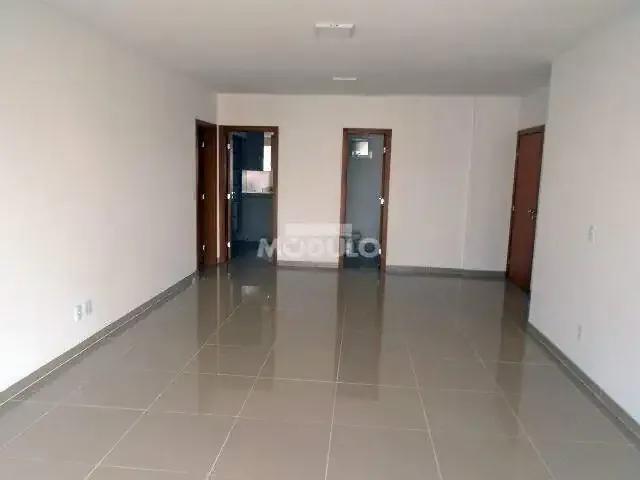 Apartamento venda em Região Geográfica Imediata de Uberlândia, Oliveira Fortes