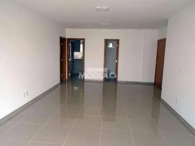 Apartamento venda em Região Geográfica Imediata de Uberlândia, Oliveira Fortes