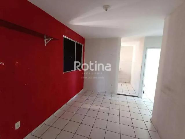 Apartamento venda em Região Geográfica Imediata de Uberlândia, Oliveira Fortes