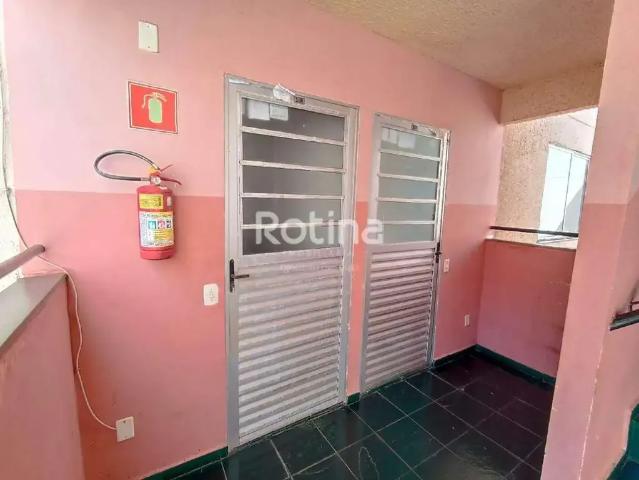 Apartamento venda em Região Geográfica Imediata de Uberlândia, Oliveira Fortes