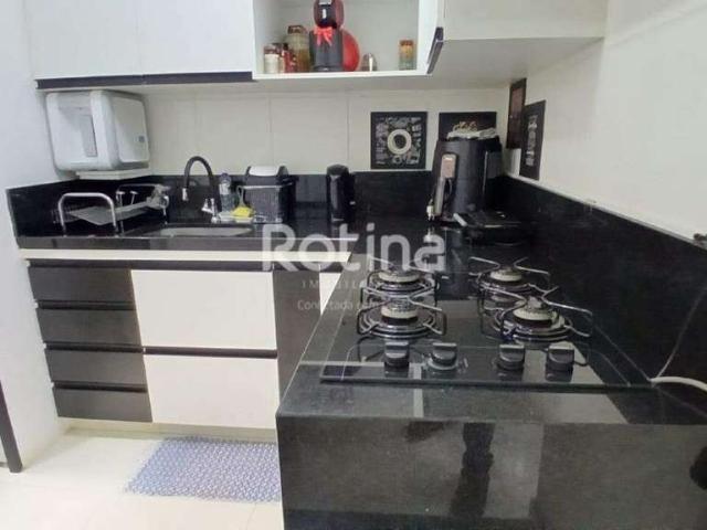 Apartamento venda em Região Geográfica Imediata de Uberlândia, Oliveira Fortes