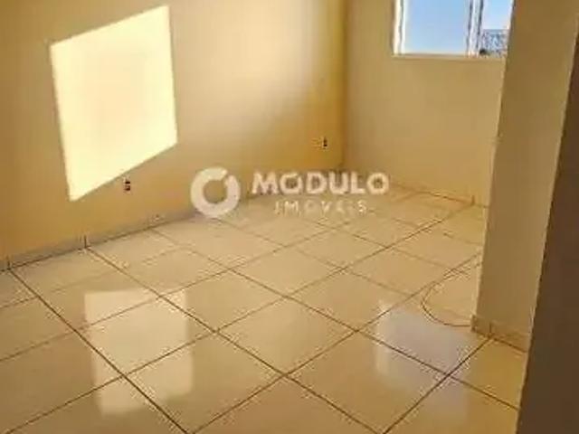 Apartamento venda em Região Geográfica Imediata de Uberlândia, Oliveira Fortes
