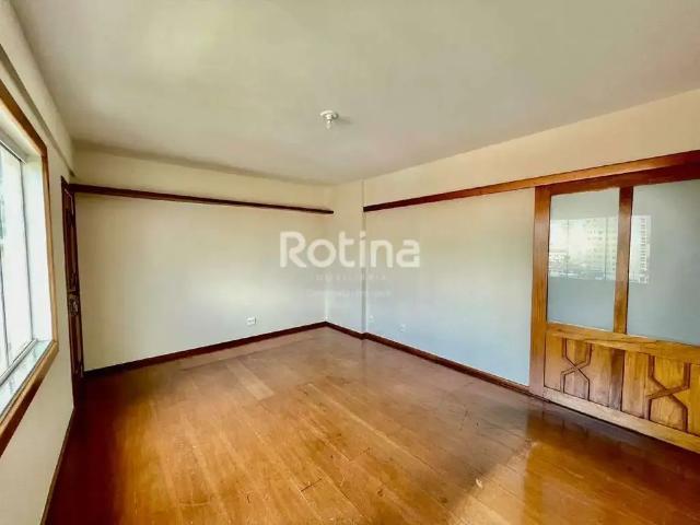 Apartamento venda em Região Geográfica Imediata de Uberlândia, Oliveira Fortes