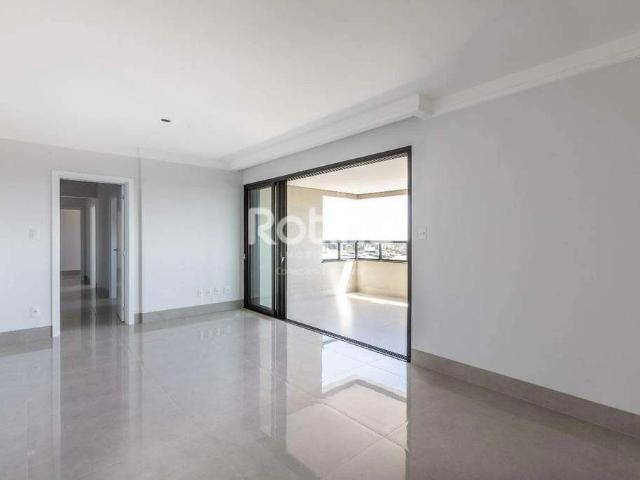 Apartamento venda em Setor Central, Uberlândia