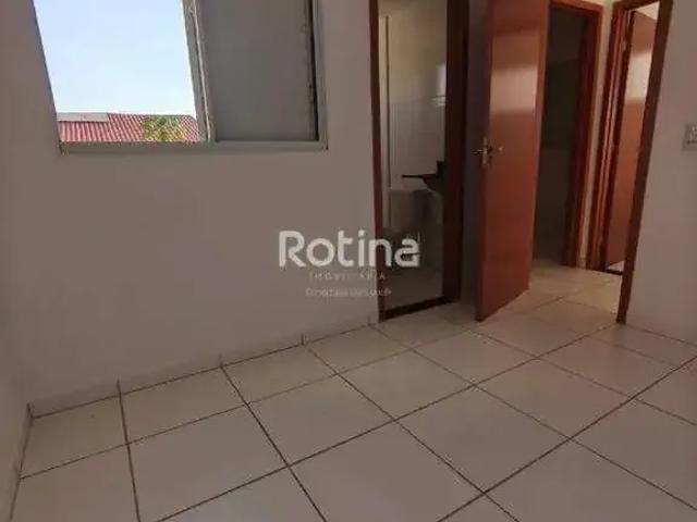 Apartamento venda em Região Geográfica Imediata de Uberlândia, Oliveira Fortes