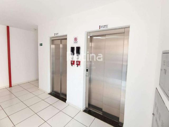 Apartamento venda em Região Geográfica Imediata de Uberlândia, Oliveira Fortes