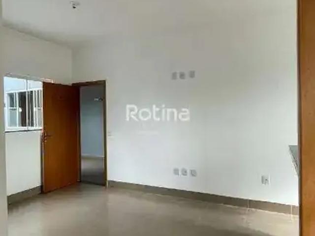 Apartamento venda em Região Geográfica Imediata de Uberlândia, Oliveira Fortes
