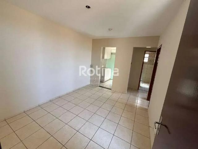 Apartamento venda em Região Geográfica Imediata de Uberlândia, Oliveira Fortes
