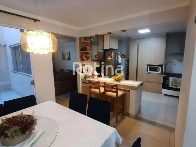 Apartamento venda em Região Geográfica Imediata de Uberlândia, Oliveira Fortes