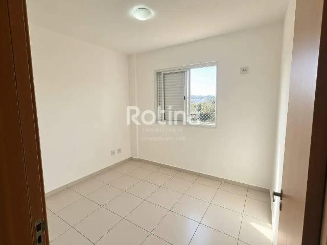 Apartamento venda em Região Geográfica Imediata de Uberlândia, Oliveira Fortes