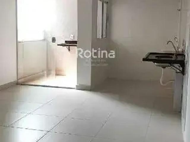 Apartamento venda em Região Geográfica Imediata de Uberlândia, Oliveira Fortes