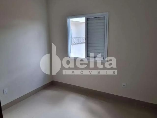 Apartamento venda em Região Geográfica Imediata de Uberlândia, Oliveira Fortes