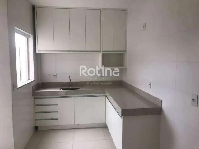 Apartamento venda em Região Geográfica Imediata de Uberlândia, Oliveira Fortes